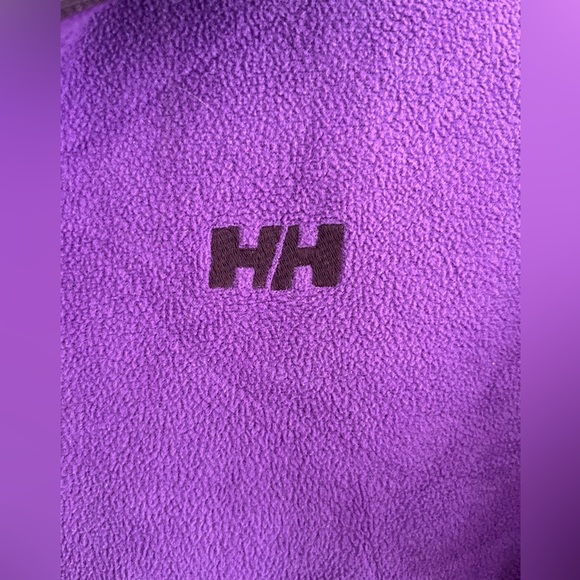 Preowned Women’s Large 1/4 zip Helly Hansen Polartec Pullover. - Picture 3 of 6